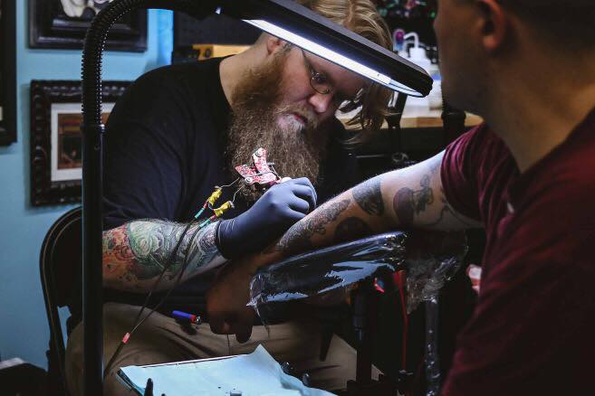 Black Tooth Tattoo tattoo shop in Akron, Ohio