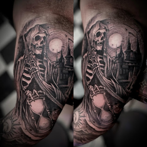 Odd Fellows Tattoo tattoo shop in Akron, Ohio