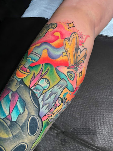 Lucky Cricket Tattoo tattoo shop in Alcoa, Tennessee