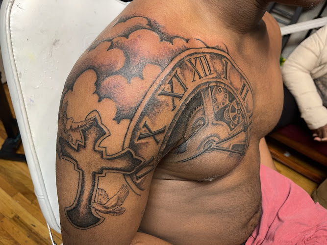 BullsEye Ink Tattoo Parlor tattoo shop in Almo, Kentucky