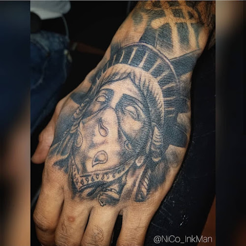 8 Arms Ink private Studio tattoo shop in Altamonte Springs, Florida