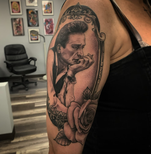 Electric Wave Tattoo tattoo shop in Altoona, Pennsylvania