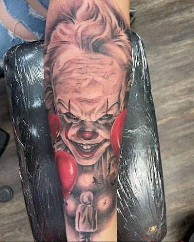 Immovable Light Tattoo & Piercing Studio tattoo shop in Amarillo, Texas