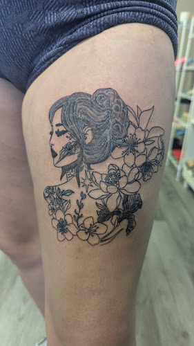 Doc Foster's Tattoo & Spirit Therapy tattoo shop in Anamosa, Iowa