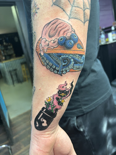 Ink Your Hyde Tattoo and Piercing Parlor tattoo shop in Andalusia, Alabama