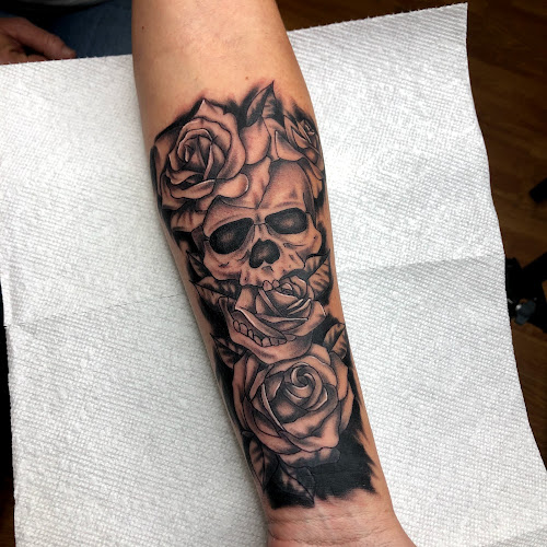Tried and True Tattoo Parlor tattoo shop in Apple Valley, California