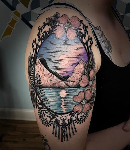 Thistle and Pearl Tattoo tattoo shop in Asheville, North Carolina