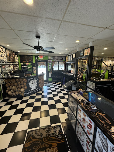 Tattoo Tony's Under My Skin tattoo shop in Atlantic Highlands, New Jersey