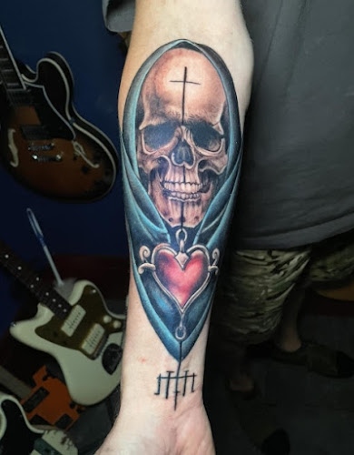 Magic Circle Tattoo tattoo shop in Bay City, Michigan