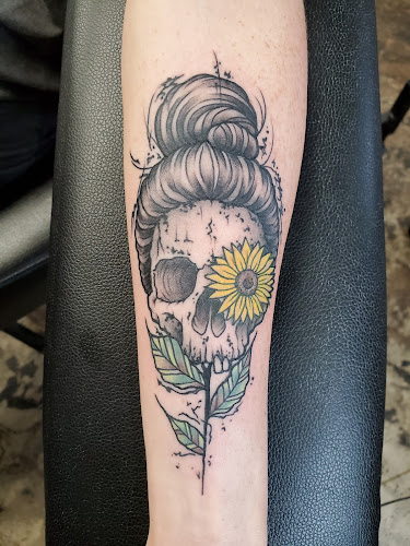 Smokin' Guns tattoo shop in Beckley, West Virginia