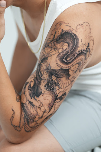 Baron Art Tattoo & Piercing Studio tattoo shop in Berkeley, California