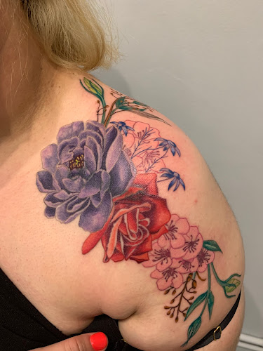 Berwyn Custom Tattoo Co. tattoo shop in Berwyn, Illinois