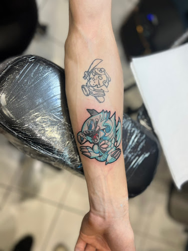 Blasted ink MOA tattoo shop in Bloomington, Minnesota