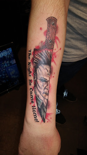 Niles Street Tattoo Parlor tattoo shop in Blue Mound, Illinois