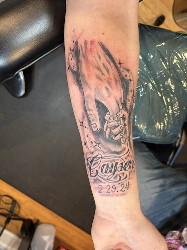 Ink Kingz ( Prices starting at $40) tattoo shop in Boiling Springs, South Carolina