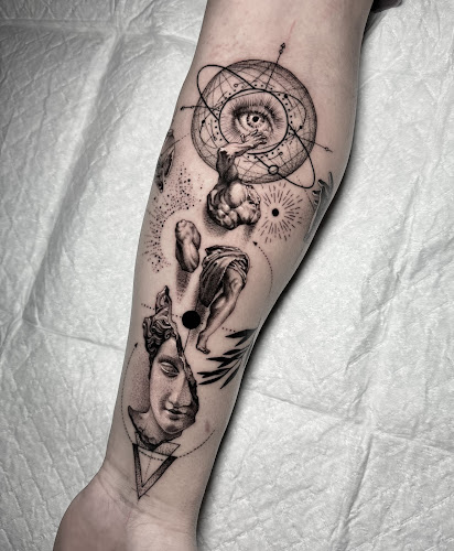 Back Bay Ink Tattoo & Art tattoo shop in Boston, Massachusetts