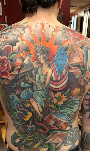 BroadWing Tattoo and Body Piercing tattoo shop in Bowling Green, Ohio