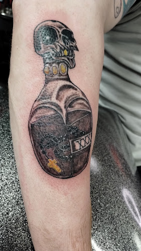 Sinnin Skinn InkWorks tattoo shop in Brodhead, Wisconsin