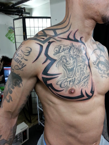 Mobile Ink Tattoos tattoo shop in Bronx, New York