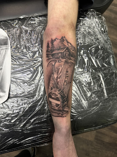 Nice Tattoo Parlor tattoo shop in Brooklyn, New York