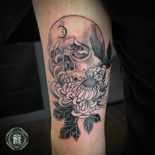 ROKU Tattoo tattoo shop in Brooklyn, New York