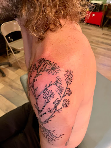 Subversive Tattoo Parlor tattoo shop in Brooklyn, New York