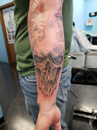 Cutthroat Tattoo tattoo shop in Broussard, Louisiana