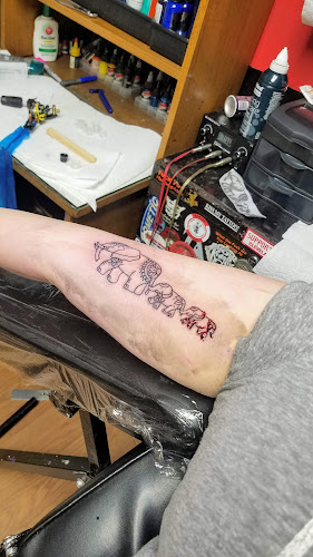 Skinworks Tattoo tattoo shop in Cambridge, Ohio