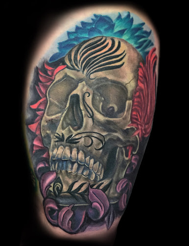 Artifact Tattoo & Body Piercing tattoo shop in Canyon Country, California