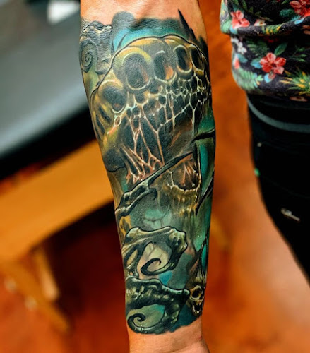 Dragonhide Tattoo Co. tattoo shop in Carrboro, North Carolina