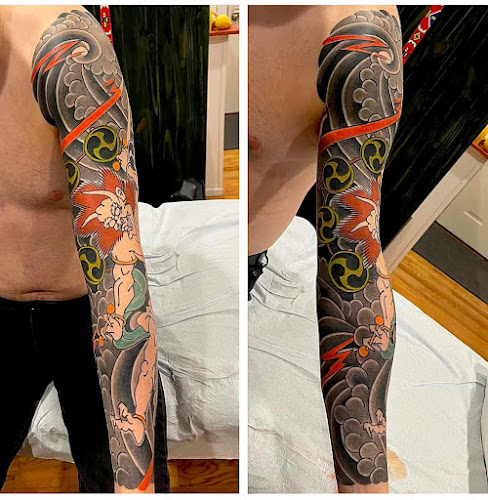 Kumo Tattoo Studio - Professional tattoo shop in Castleton-On-Hudson, New York