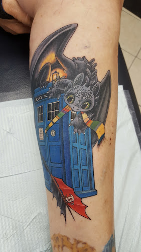 Inkpulsive Custom Tattooing tattoo shop in Centereach, New York