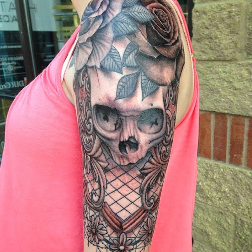 No Regrets Tattoos & Body Piercing tattoo shop in Champaign, Illinois