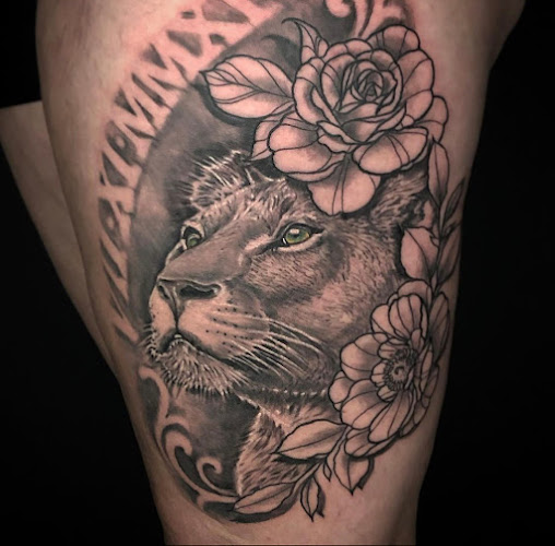 Canvas Tattoo & Art Gallery tattoo shop in Charlotte, North Carolina