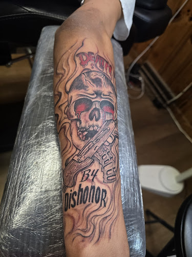 Scottyrock'sTwisted Inks tattoo shop in Charlottesville, Virginia