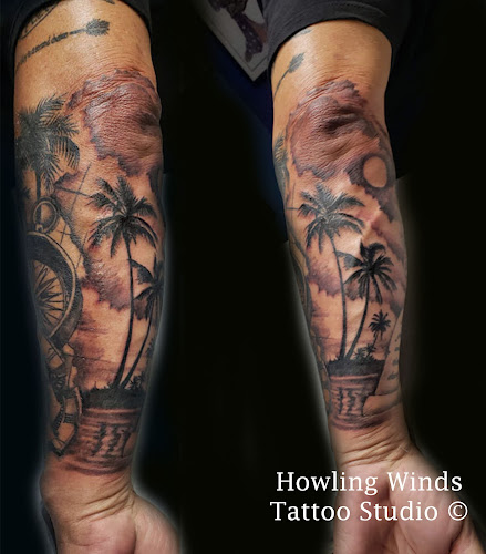 Howling Winds Tattoo Studio tattoo shop in Chatsworth, California