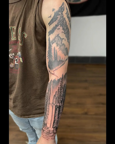 Laughing Koffin Tattoo tattoo shop in Chattanooga, Tennessee