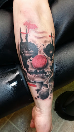 MR. GRINCH'S TATTOOS tattoo shop in Chattanooga, Tennessee