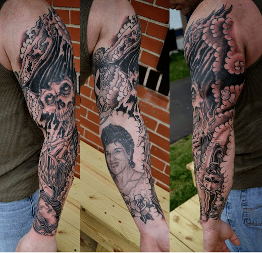 One Shot Tattoo tattoo shop in Cincinnati, Ohio