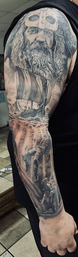 Top Notch Tattoo tattoo shop in Clanton, Alabama