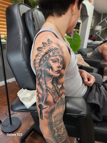 Red Rose Ink tattoo shop in Clearlake, California