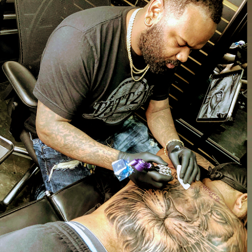 TATT216 STUDIO tattoo shop in Cleveland, Ohio