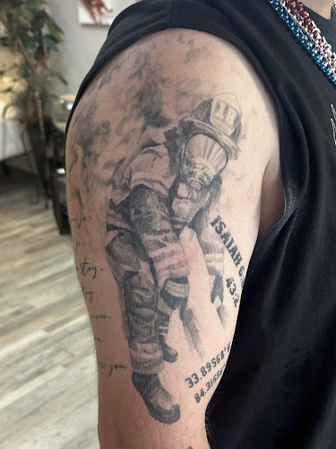 For You Art Gallery And Tattoo tattoo shop in Collegedale, Tennessee