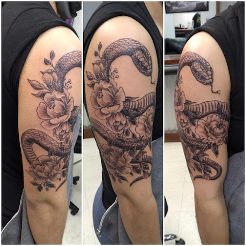 Expressions Ink Tattoo tattoo shop in Columbus, Indiana