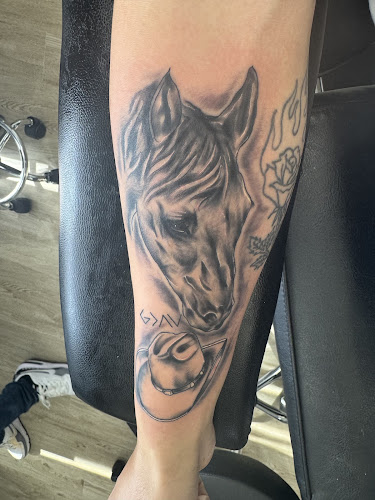 Crossroads Tatttoo and Piercing Studio of Conway tattoo shop in Conway, Arkansas