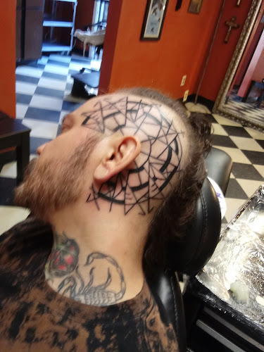 Staygold Tattoo tattoo shop in Coraopolis, Pennsylvania