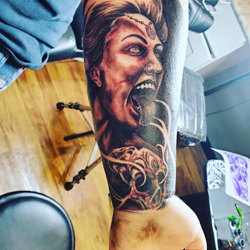 Black Web Ink tattoo shop in Corydon, Indiana