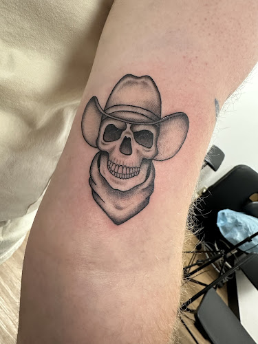 Royal Touch Ink tattoo shop in Dallas, Texas