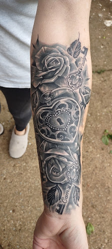 Studio Ink Tattoo and Body Piercing tattoo shop in Danville, Kentucky