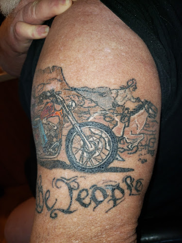 SIX GUN SOUND TATTOO tattoo shop in Davis, West Virginia